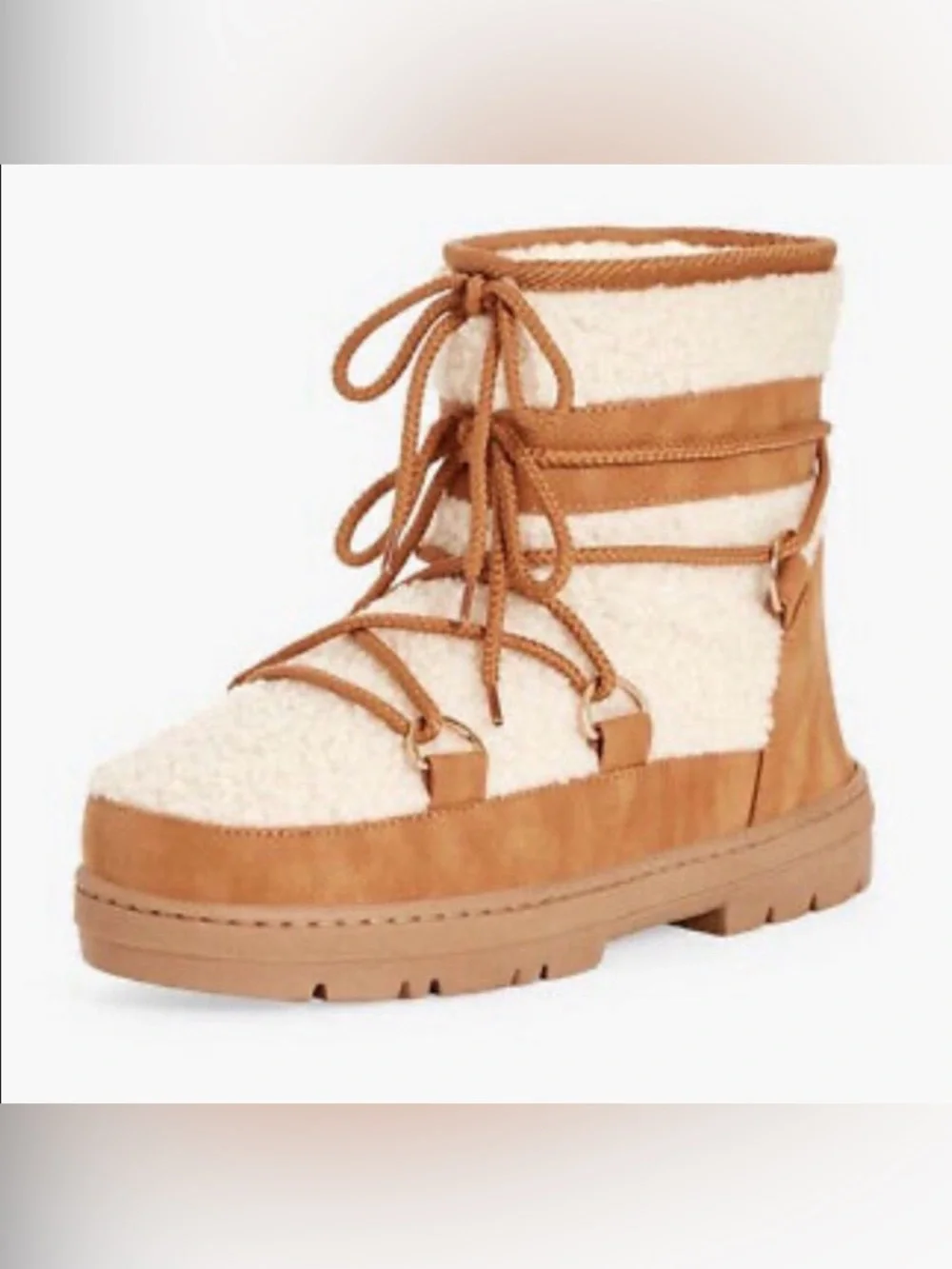 Cozy Sherpa Lace-Up Ankle Boots in Cream and Tan